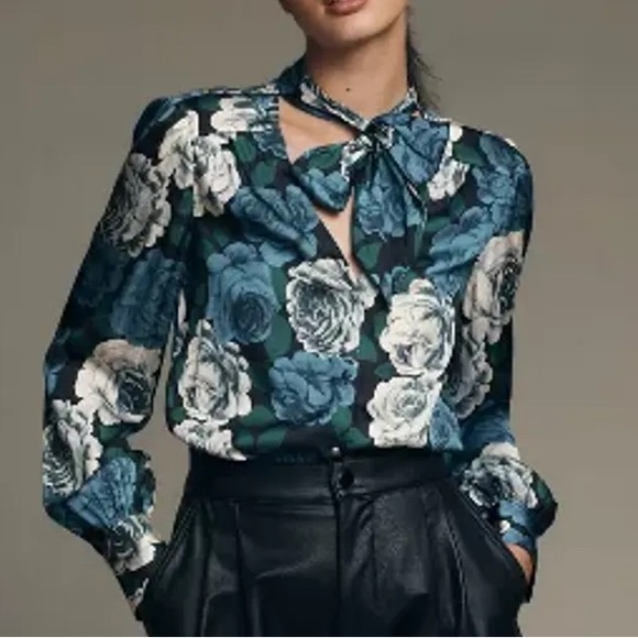 New Paige x Anthropologie Cleobelle Scarf Lg Blue Black Floral Silky Buttondown - Picture 12 of 14